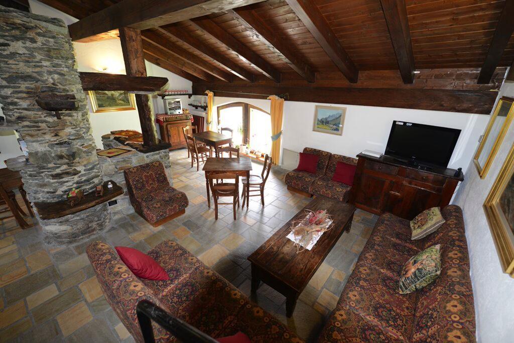 Hotel Baita Cretaz Бройл-Червиня Екстериор снимка
