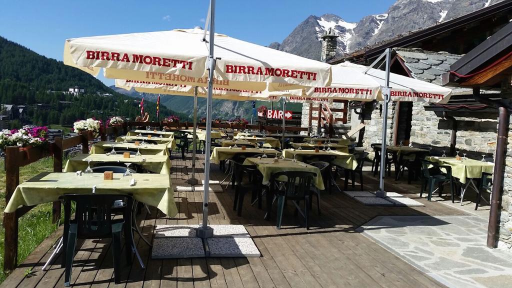 Hotel Baita Cretaz Бройл-Червиня Екстериор снимка