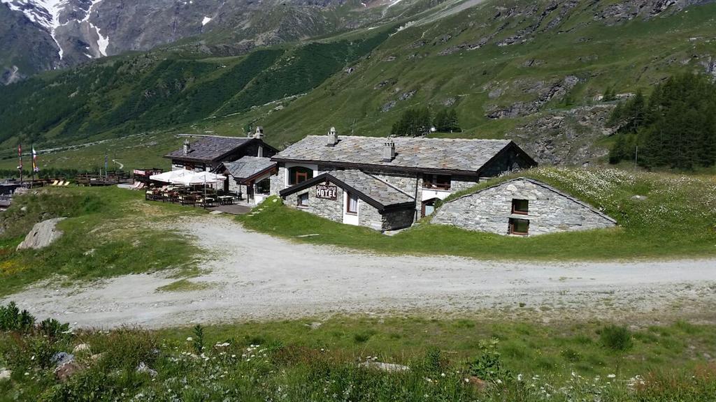 Hotel Baita Cretaz Бройл-Червиня Екстериор снимка